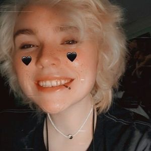 Meet your Posher, Lela